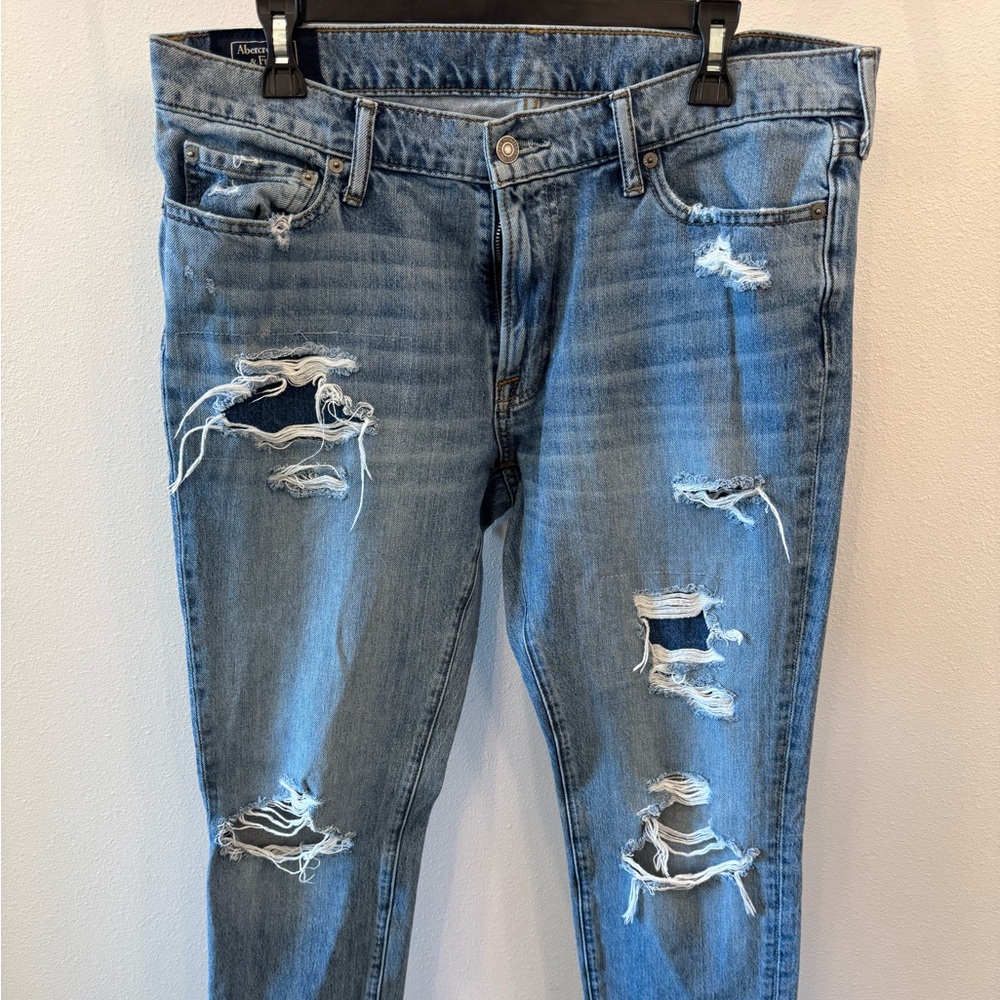 Men’s Abercrombie Ripped Denim Jeans